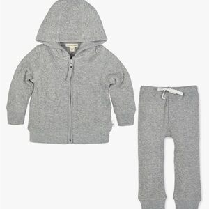 GRAY BURTS BEES SET 6-9 MONTHS